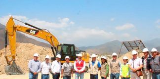 MPT verifica el avance del proyecto de asfaltado de la carretera Cerro Blanco – La Tranca