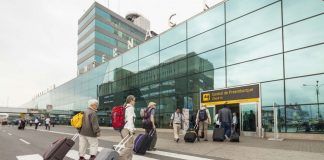 Perú suspende llegada de vuelos procedentes de Europa y Asia