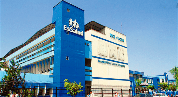 hospital-lazarte-essalud-intensifica-trabajos-desinfeccion-fumigacion-prevenir-covid-19