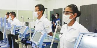 Marina de Guerra entregó 10 ventiladores mecánicos a EsSalud