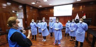 Médicos extranjeros se suman a EsSalud para luchar contra pandemia