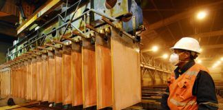 Aprueban protocolo para traslado de personal de unidades mineras y de producción