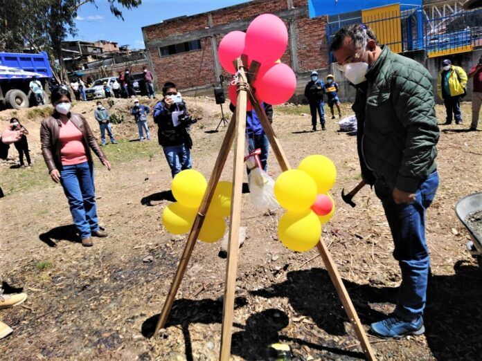 santiago-de-chuco-entregan-terreno-construir-institucion-educativa-80520-2