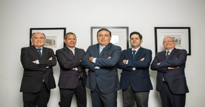 proclaman-guillermo-benavides-presidente-electo-ccll