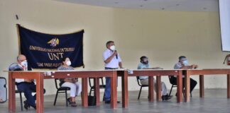 Autoridades UNT se reúnen con alumnos de la Filial Valle Jequetepeque