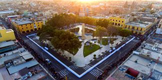 ¡Meta cumplida! Los productores de chocotejas Iqueños elaboraron la chocoteja más grande del mundo